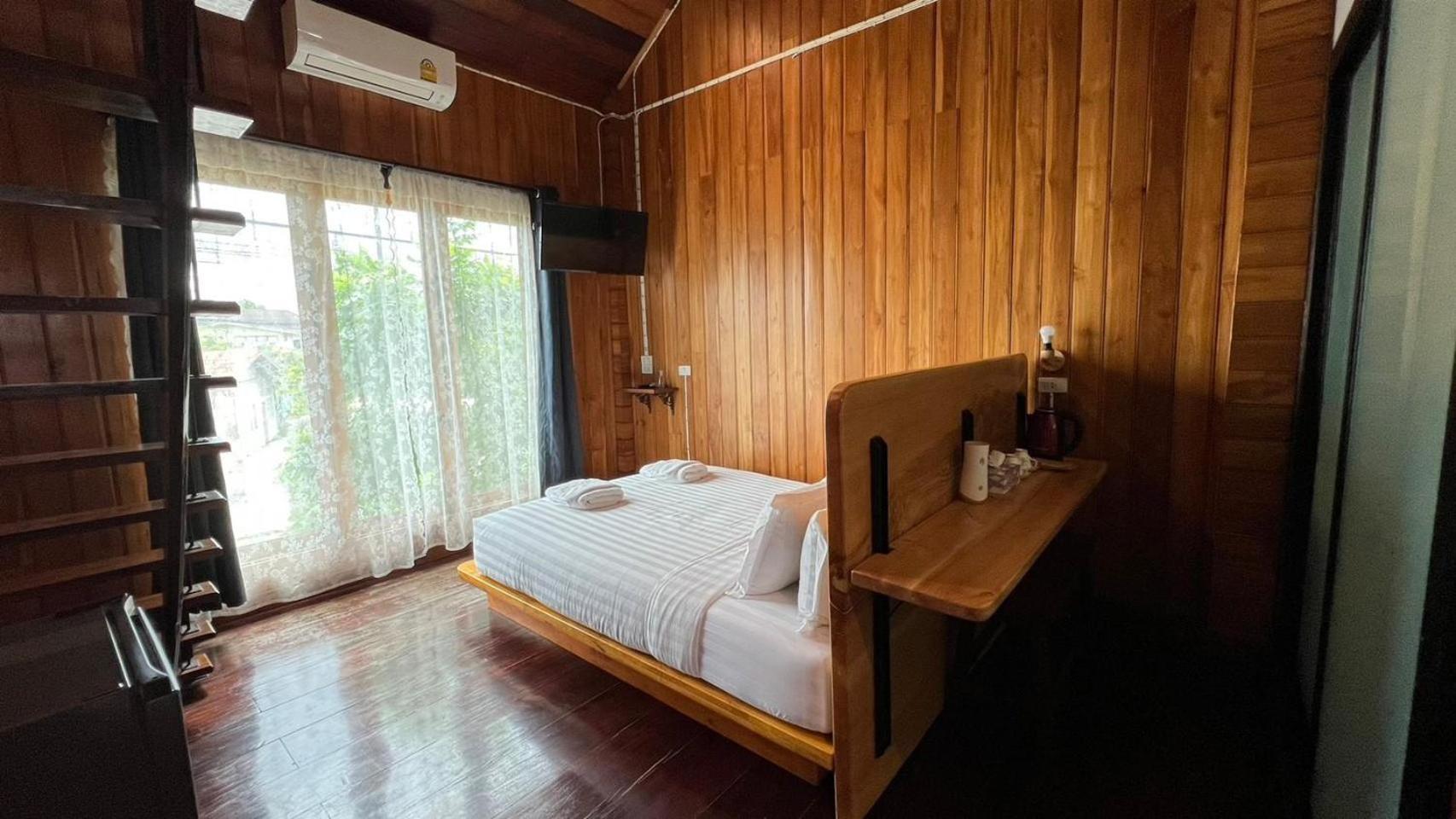 Srisanor Boutique Hotel Prachuap Khiri Khan Exterior photo